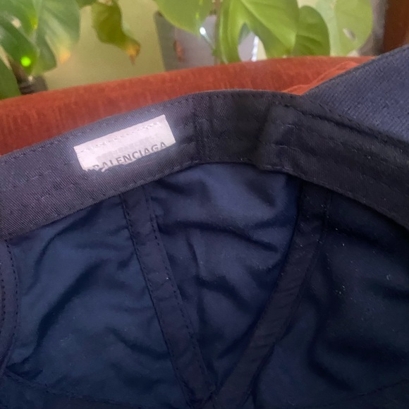 Balenciaga cap great condition - Picture 4 of 6